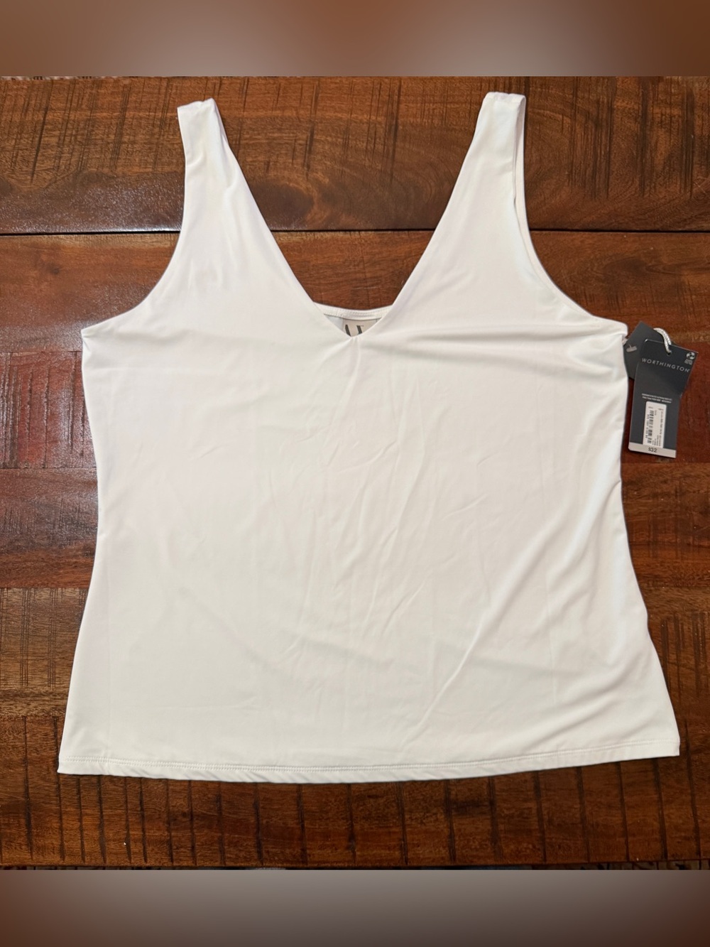 Worthington White V-Neck Tank Top NWT
